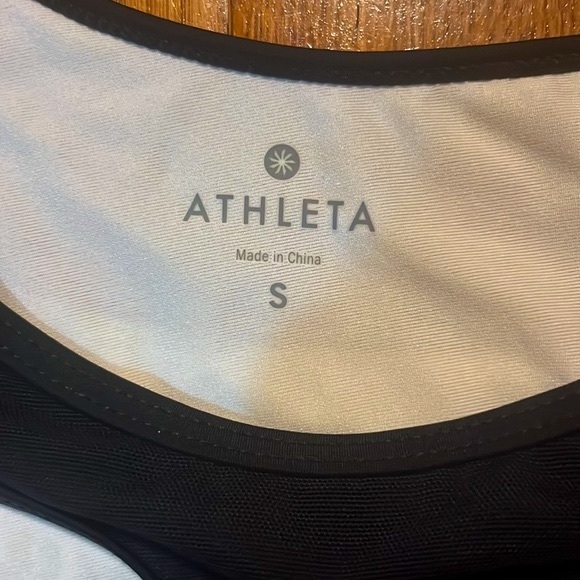 Athleta floral print crop top size small - Picture 4 of 6